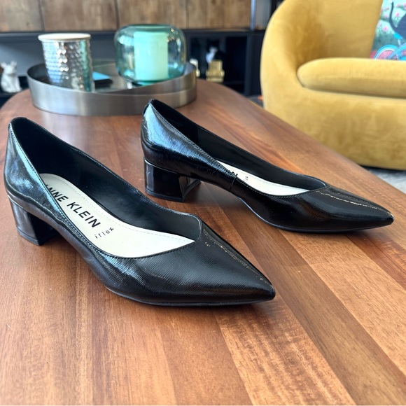 Anne Klein Norwood iflex Black Pointed Toe Heels - Picture 3 of 11